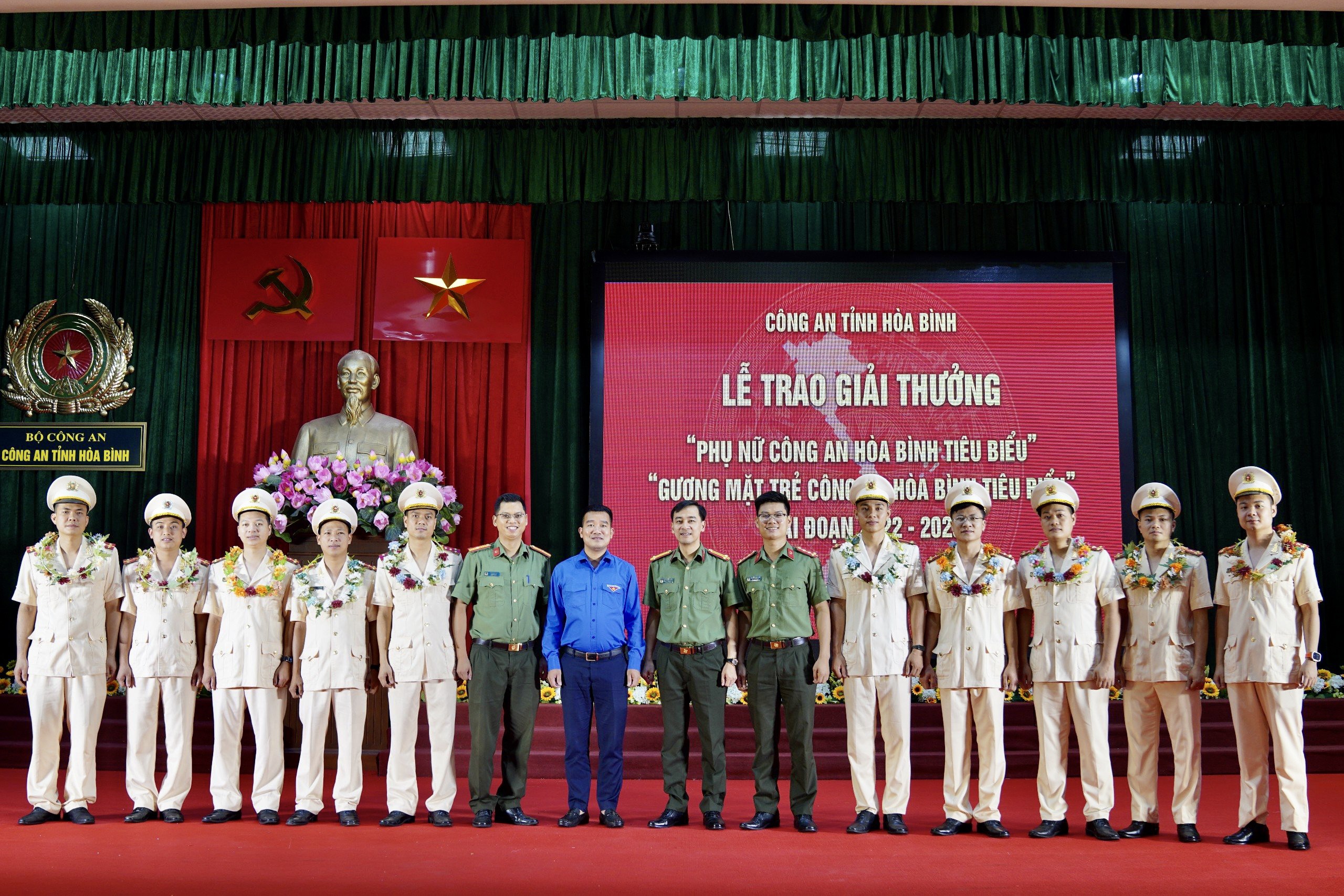 10 thanh niên tiêu bieu cong an tinh